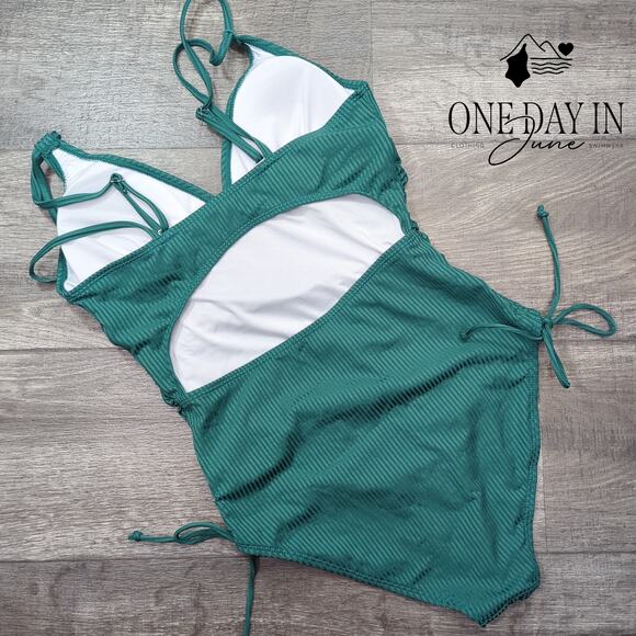 Aleumdr Ribbed Tummy Control One Piece Swimsuit Size M - Picture 6 of 6